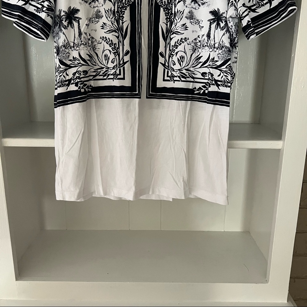 Tory Burch White & Navy Pima Cotton Short Sleeve Scoop Neck Plant Print Top - Picture 4 of 7